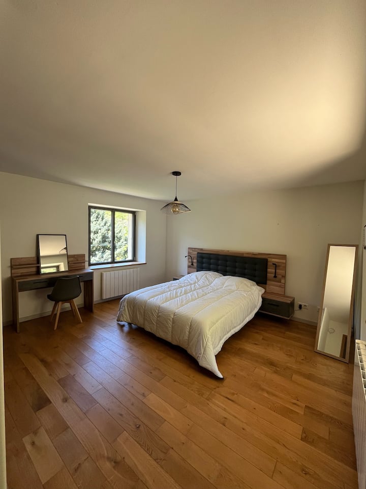 ห้องนอนใหญ่