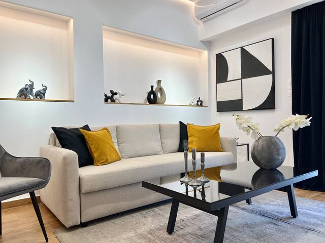 Acropolis Golden View Penthouse gallery image 3