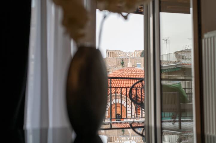 Acropolis Golden View Penthouse gallery image 4