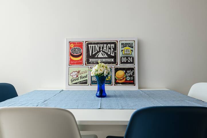 [Pulcinella Home] – Chic e Comfort in Central City gallery image 3