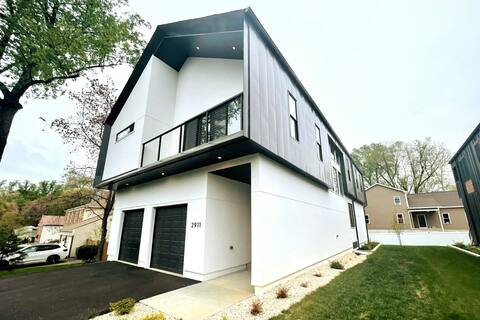 Minimalist | Modern | Scandi Home in Fairfax!