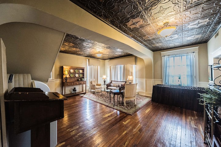 The Grand Apartment - Paducah, KY