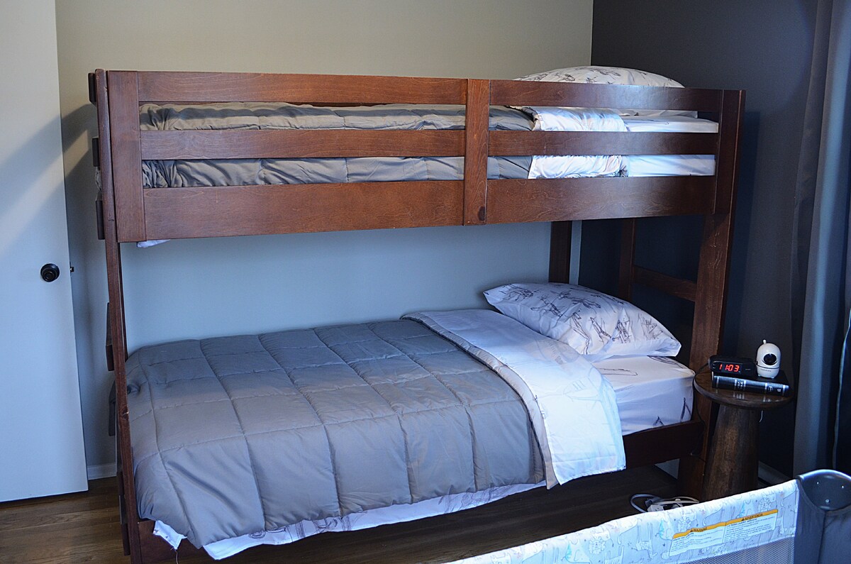 Стая на двуетажно легло