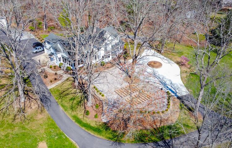 Mountain Time Vacation managed Airbnb listing 1