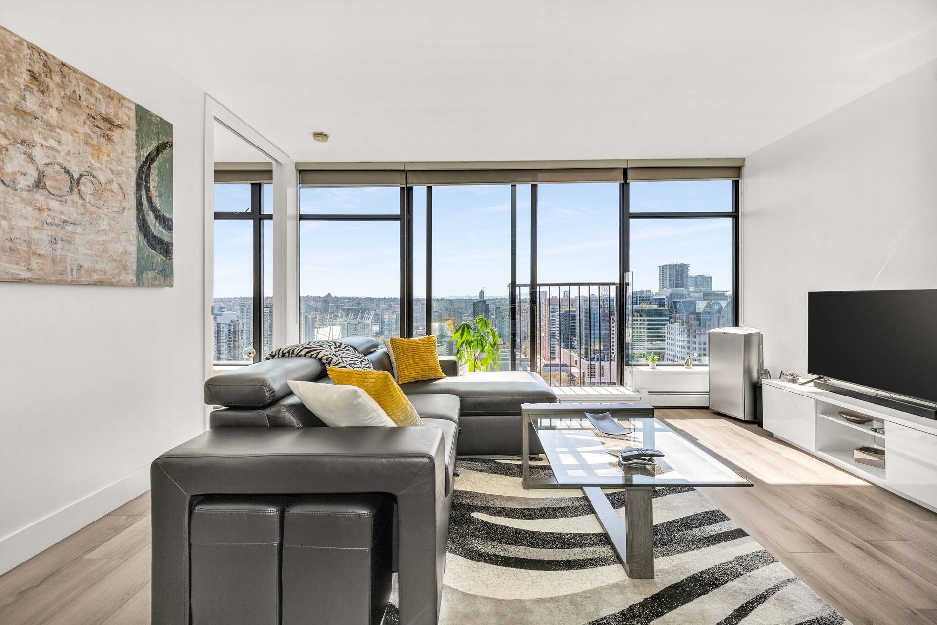 Luxury Central Apartment with City Views — foto 4