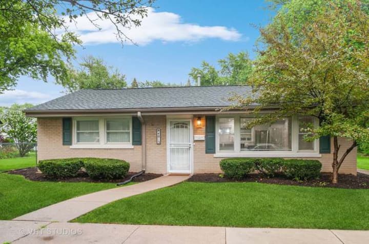 Cozy Home in Brookfield