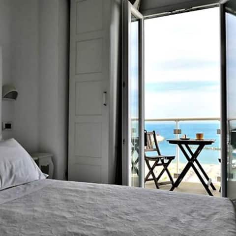 Sea View Room with Breakfast