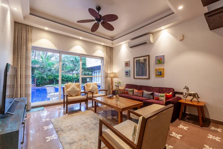 Living room image 2