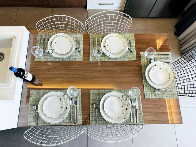 Ocean Crest Villa 10PL 4BD 3BA. 3min to beach gallery image 5