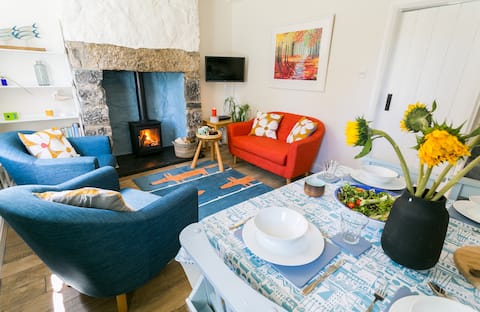 Cosy, dog-friendly cottage in Llangoed, Anglesey