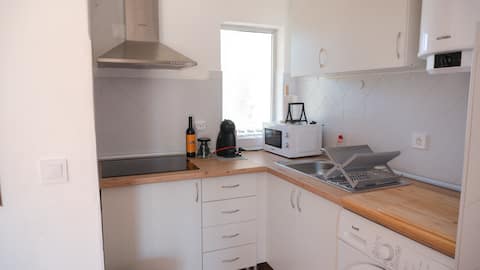 Top Airbnb: PalmHouse | Senhora da Rocha (Lady of the Rock) em Porches