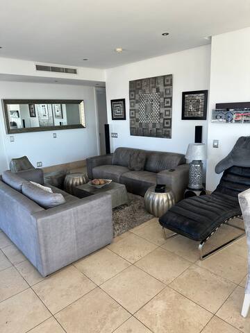 Top of the world gallery image 4