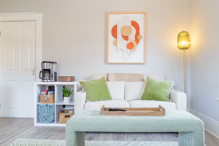 King Bed | Downtown Suite | Port City Stays - Kittery, ME