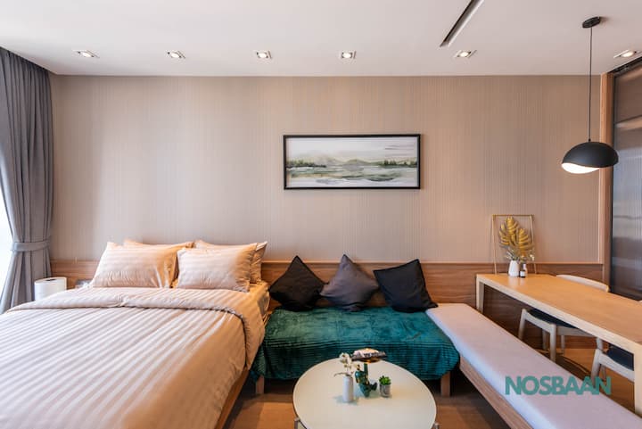 Well Equipped Apartment With 50th Floor Pool - Bangkok
