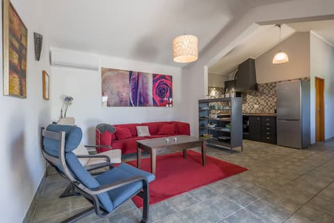 Top Airbnb: Casa ROXO em Grândola