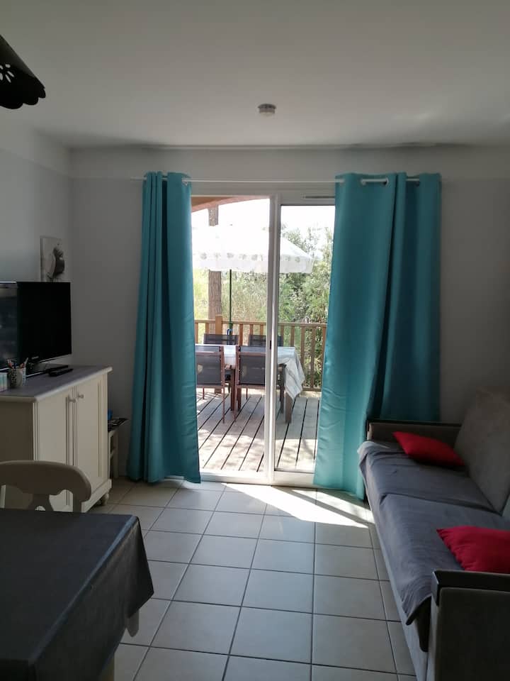 Maison 5 P Dans Village Vacances - Grospierres