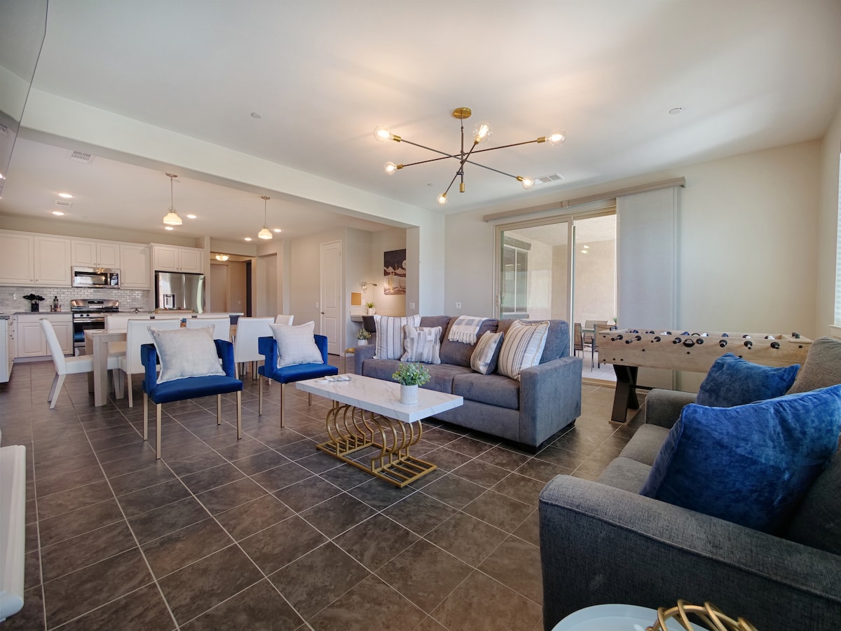Popular Airbnb listing: Villa Indigo in Indio