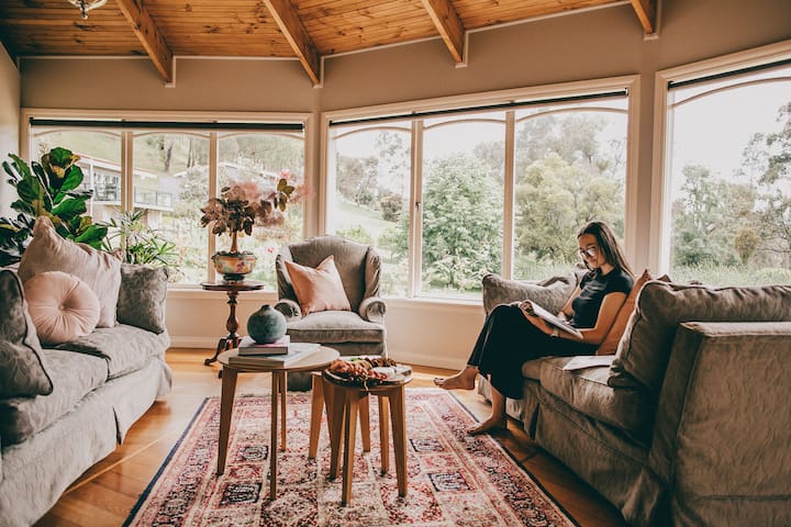 Lux Lodge-4 King Beds & 4 Ensuites + More.sleeps 8 - Yarra Glen
