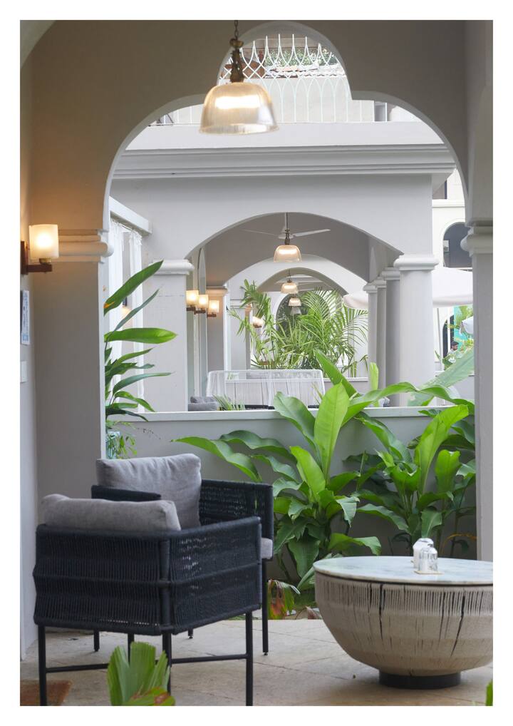 Living room image 1