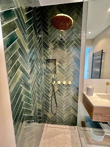 Luxury Design Loft, unique stay next to Vondelpark gallery image 5