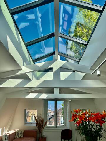 Luxury Design Loft, unique stay next to Vondelpark gallery image 4