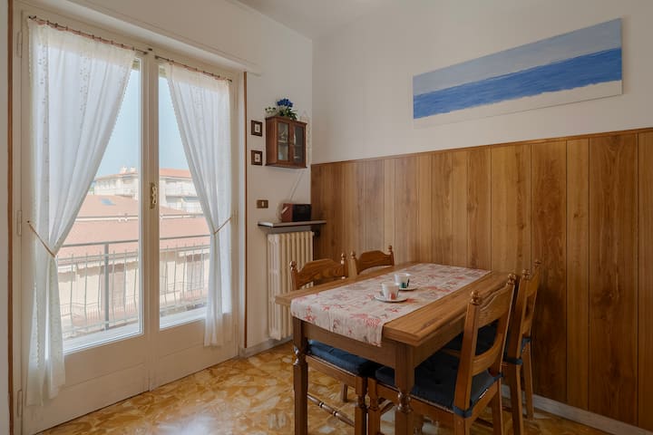Casa Silvia @Hostfacile - Bordighera