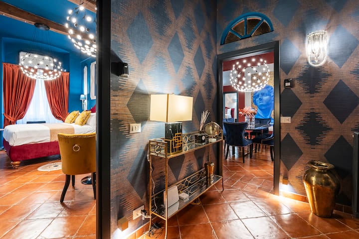 2 Suites Tornabuoni Deluxe (Florence Centre)