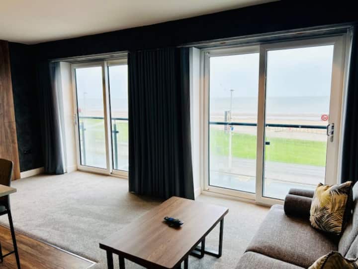 No5 Vero Suites Luxury Sea Front Apartment - Lytham St Annes