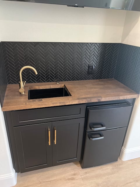 Successful Airbnb property: Private casita close to freeway in Clovis
