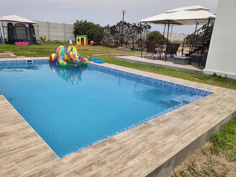 Country house with pool - Pisco