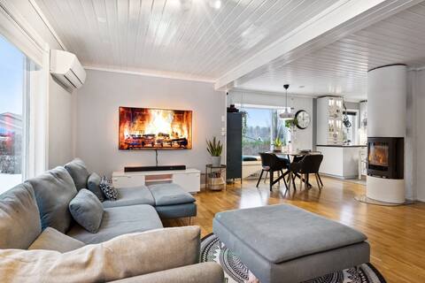 Cozy 2 bedroom house
