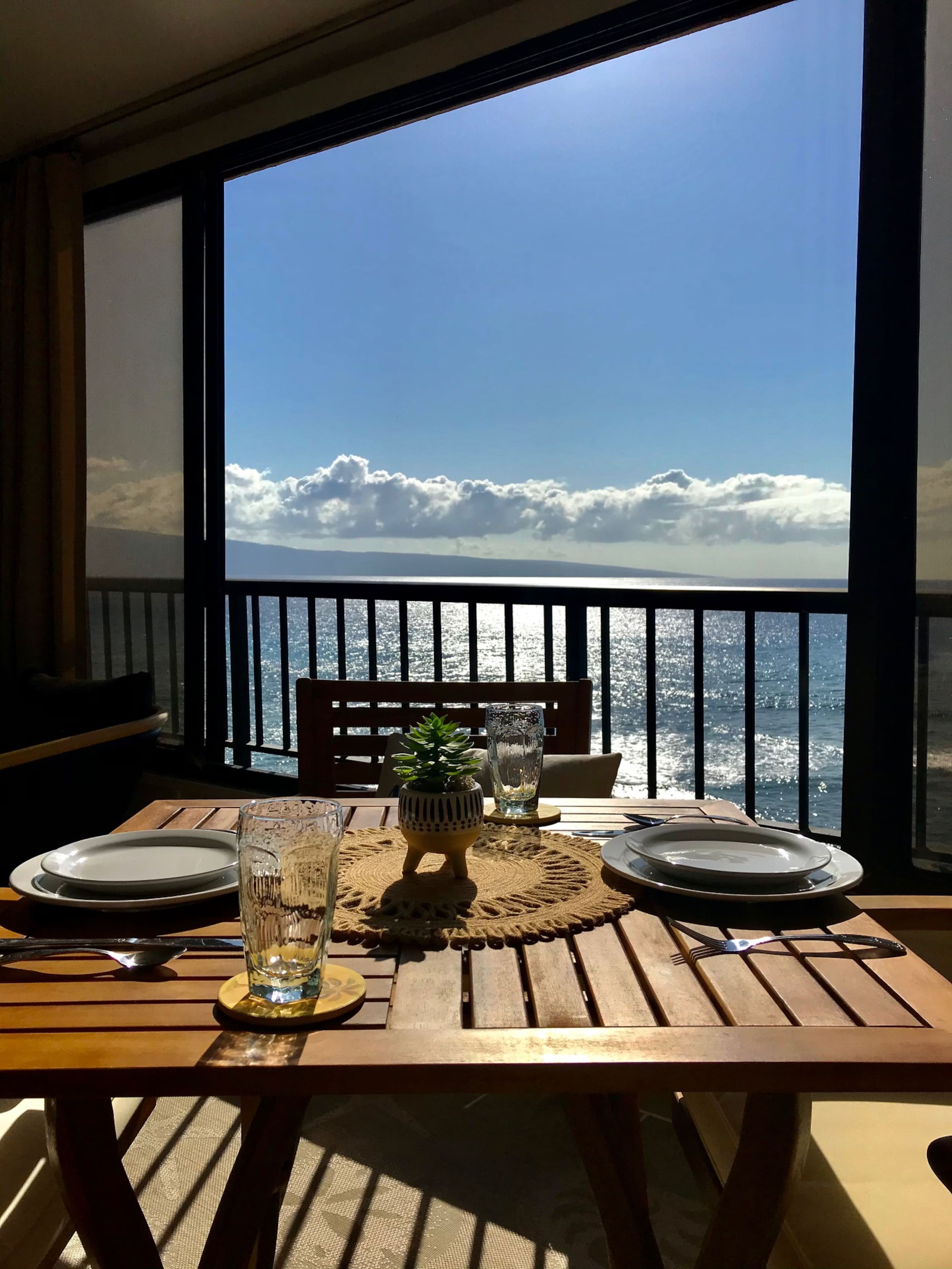Condo in Lahaina · ★4.96 · Studio · 1 bath - Image 16