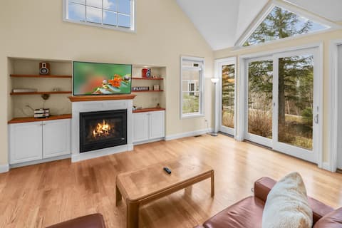 4BR Family Getaway in Owl’s Nest Resort