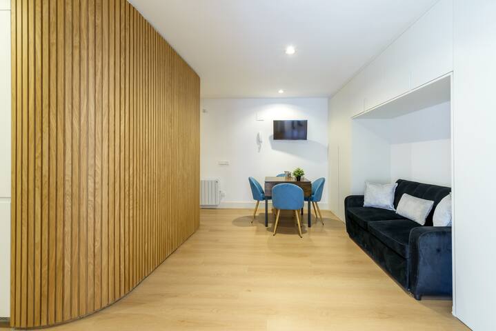 Gran Vía, NEW, 2BR 1BTH. Elevator gallery image 5