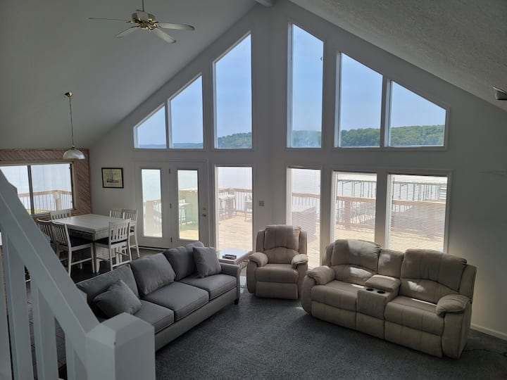 S výhľadom na skvelú izbu a jedálenský kút