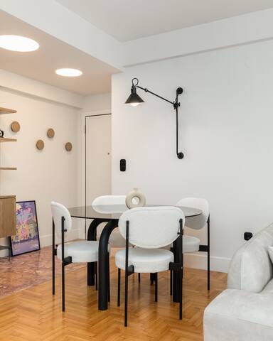 Dolly by halu!: Luxe apartment in Thessaloniki gallery image 3