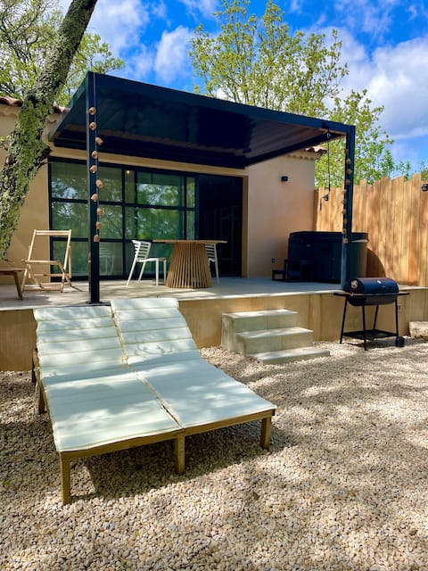 Love Room with hot tub