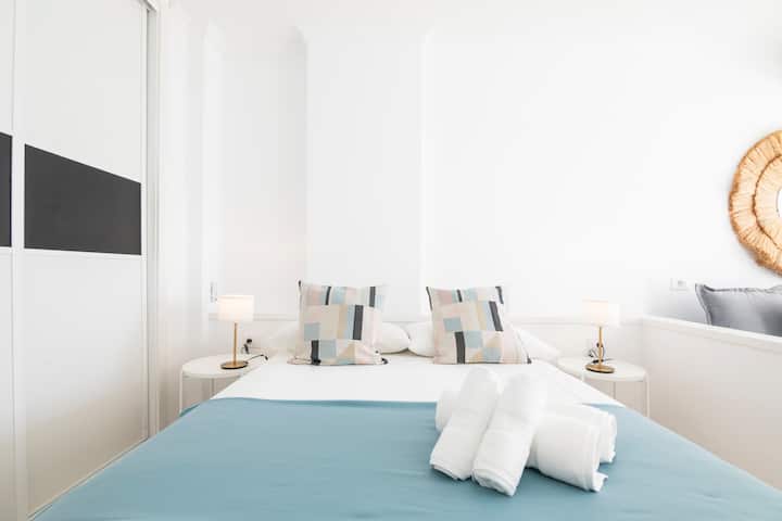 Cama 150 cm.
Ventilador de techo.