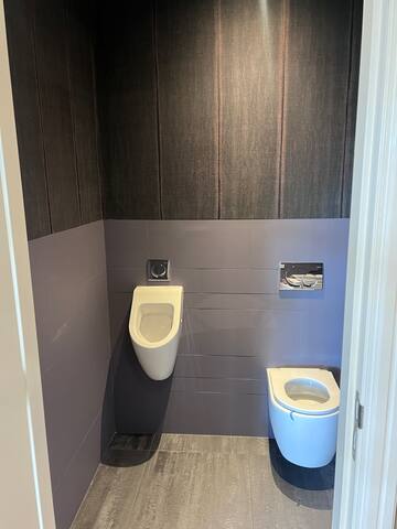 Twee verdiepingen 180 m2 woning gallery image 5