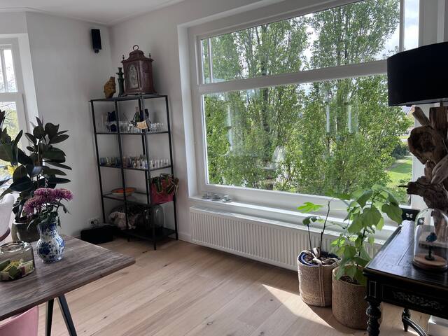 Twee verdiepingen 180 m2 woning gallery image 4