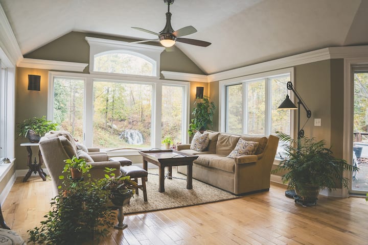 The Waterfall House - Syracuse - Chittenango Falls State Park, Cazenovia