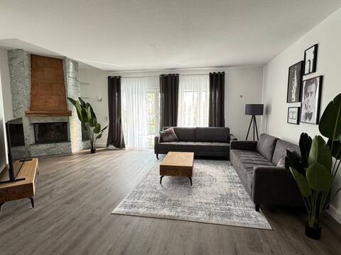 220 sqm penthouse apartment with elevator