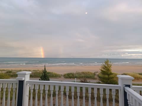 Beach condo for 12: 4 bdrms, 2+ baths, treadmill