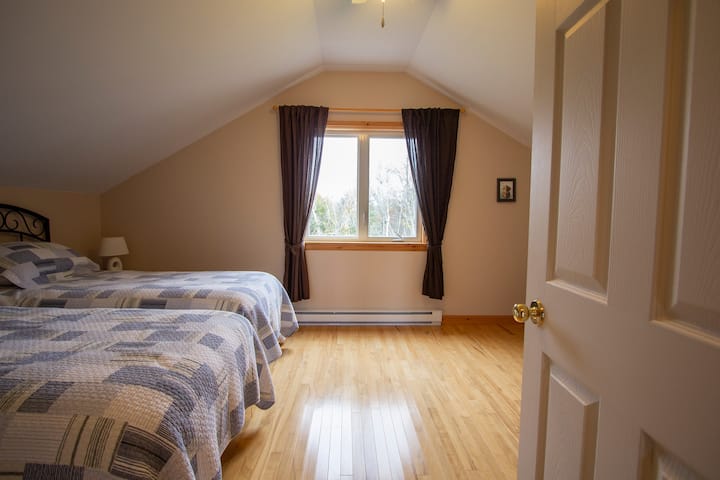 غرفة النوم 2