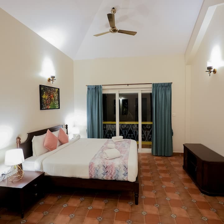 Bedroom 1 image 1