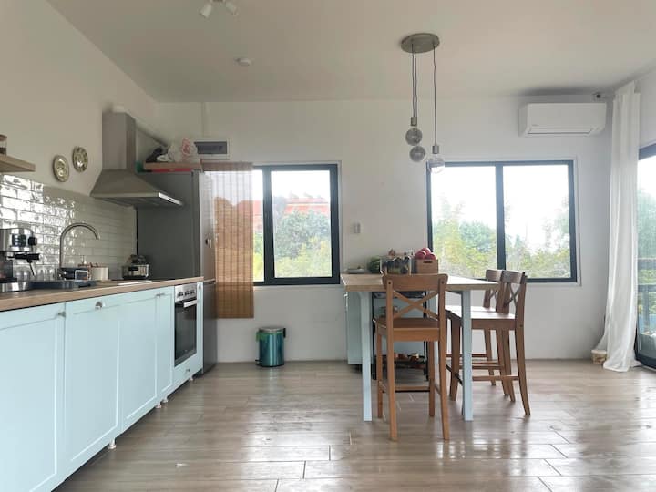 Eco-luxe Retreat Bungalows - Sinemorets