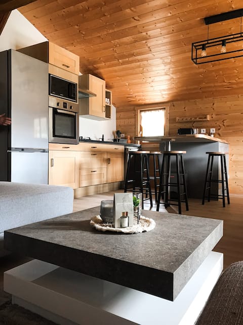 Top Airbnb: 2-6P apartment with mountain views à Saint Jean D'aulps