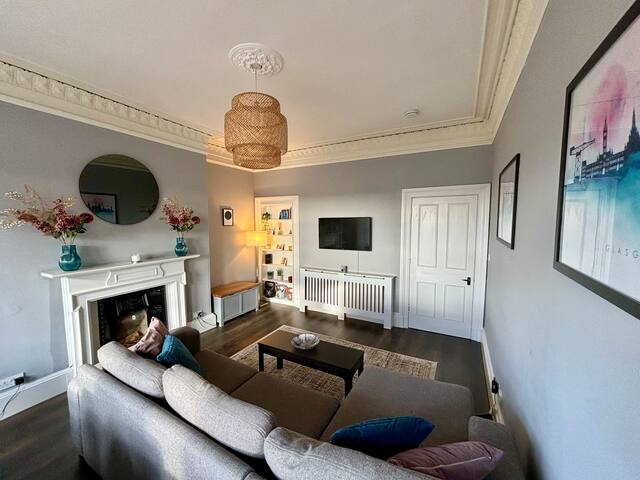 3 Bedroom Flat in Bruntsfield – Stunning Views