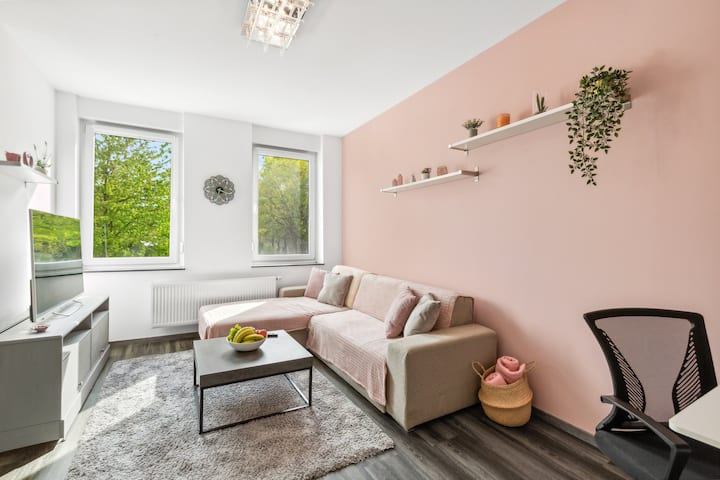 Elegant & Bright ~ Near Schalke 04 ~ Office ~ Pkg! - Gelsenkirchen