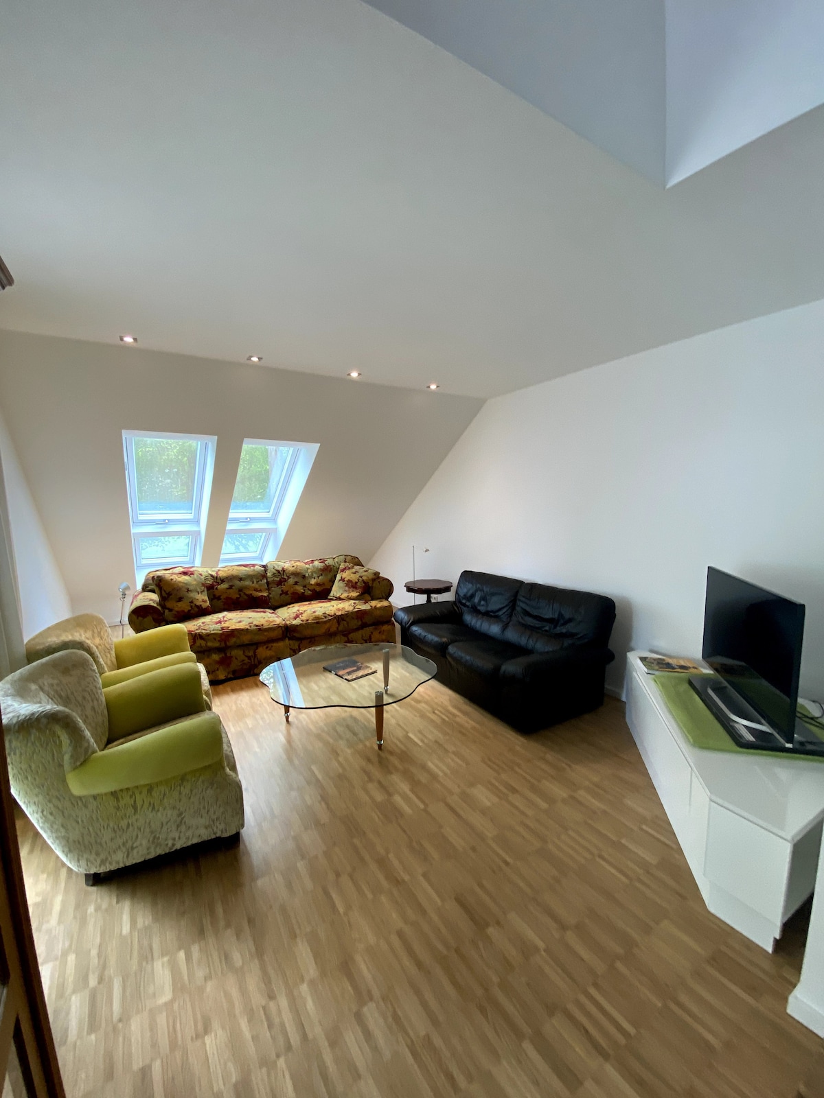 Leistungsstarkes Airbnb: Newly Built, Quiet, Charming Apartment in Münster in Münster